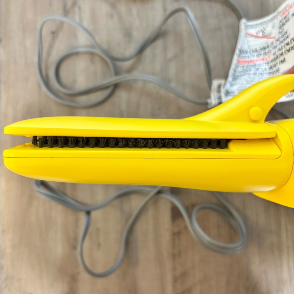Drybar The Straight Shot Blow Drying Hair Straightener - Picture 8 of 10